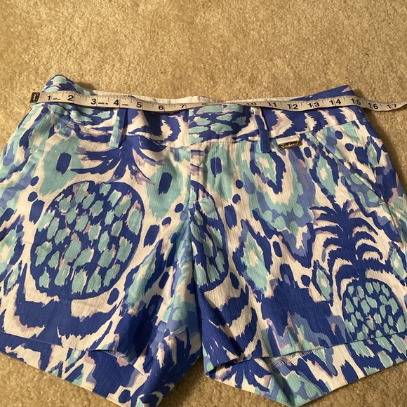 Lilly Pulitzer Callan shorts - Picture 7 of 7